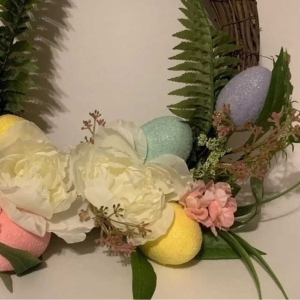 NWT. WAY TO CELEBRATE Easter/Spring Wreath